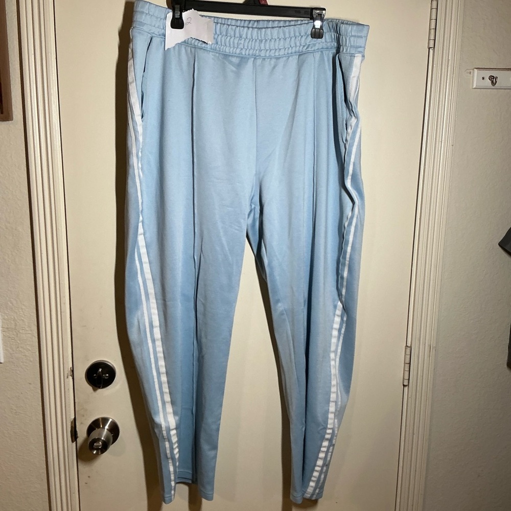 Women’s Old Navy Light Blue Athletic Pant XXL-2